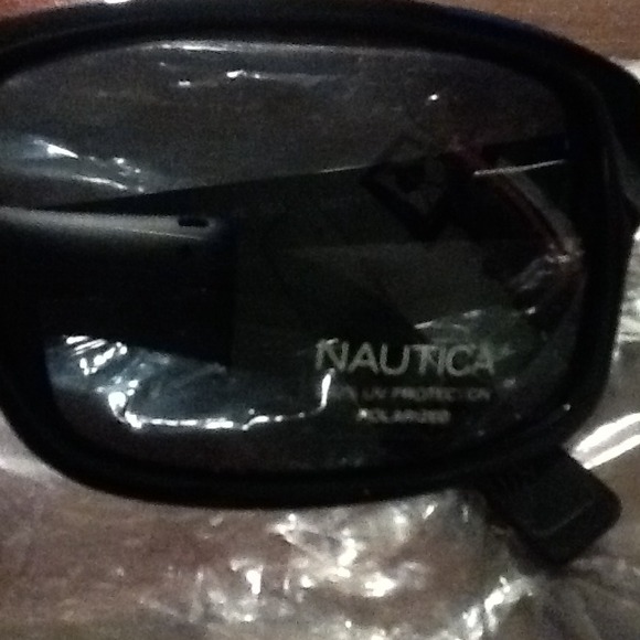 SOLD 👓NAUTICA polarized sunglasses  (N6141s)👓 - Picture 2 of 4