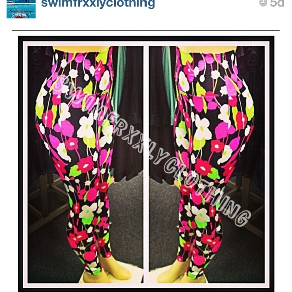 Gardenia - Picture 1 of 1