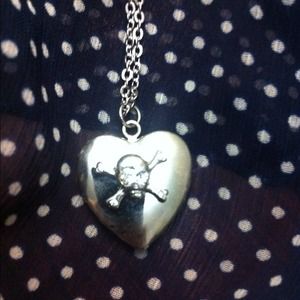 Skull heart locket