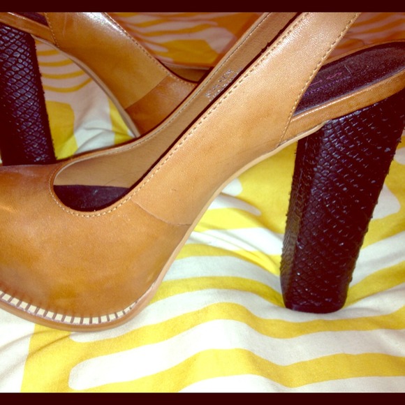Steven leather sling back heels