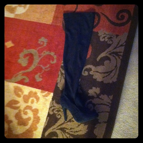 🐄Suede over the knee boots 🐄