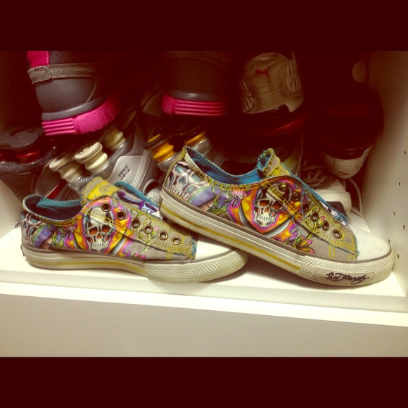 Ed hardy low tops