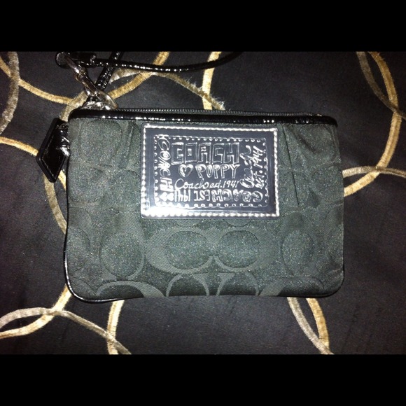 Authentic Coach Poppy Wristlet