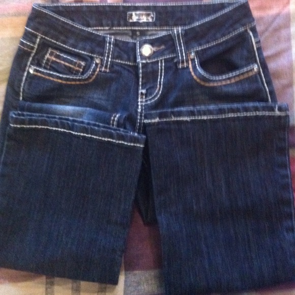 Sound girl, dark wash, boot cut, size 5