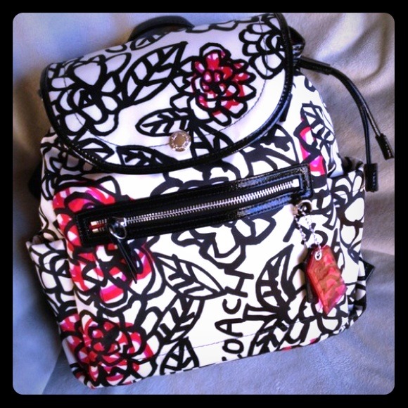 Coach Handbags - ⏳Coach Daisy Floral Graffiti Backpack
