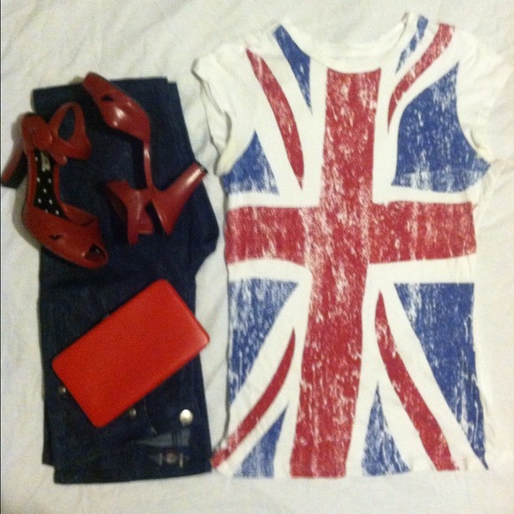 Sold......πHost Pick 9/21πStart with the T! - Picture 3 of 4