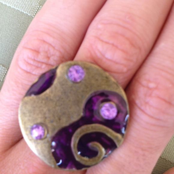 SOLD - Funky purple ring - Picture 2 of 3