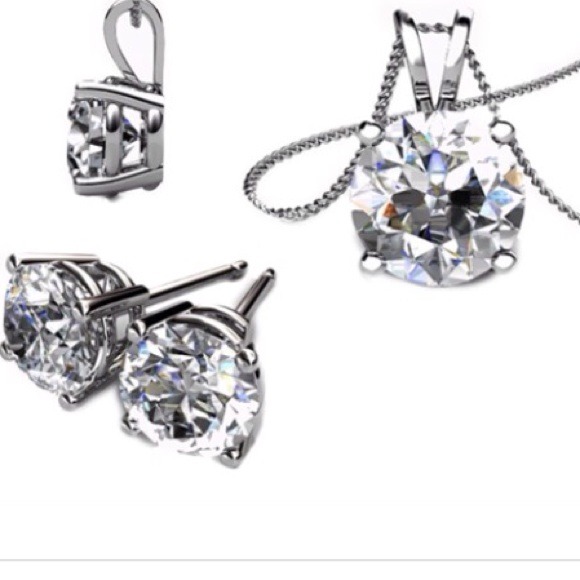 📢✨SALE New solitaire diamond and earring set
