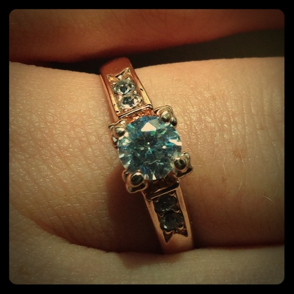 Beautiful show stopping ring!!!