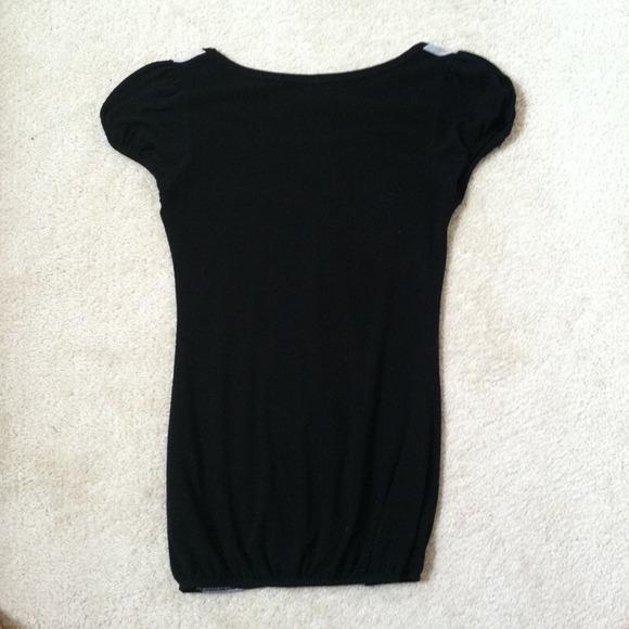 Colorblock Tunic - Picture 2 of 2