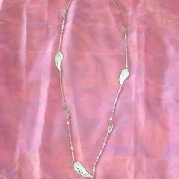 Silver Angel Wing necklace