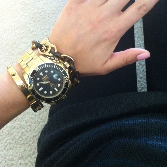 👑 Just sharing my pretty new watch addition👑