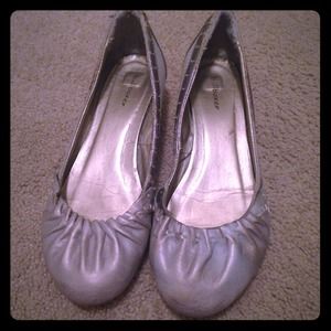 Bullboxer kitten heels