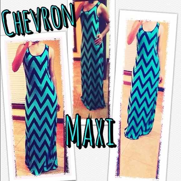 💢SALE💢Chevron maxi dress💕💕