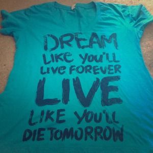 Blue v neck graphic tee