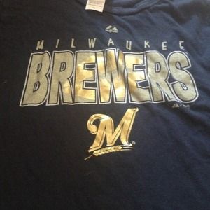 Milwaukee brewers tee