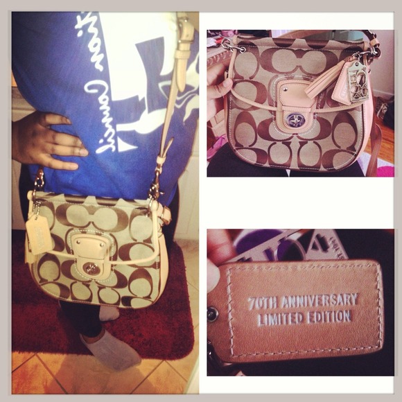 ❌❌NOT FOR SALE❌❌ Coach purse❤❤