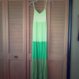 SOLD Gap Maxi 📦traded📦