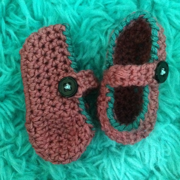 Customized crocheted owl newborn set! - Picture 2 of 4