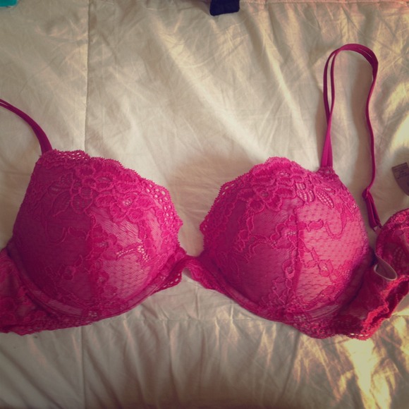 ❌traded❌Victoria secret bra