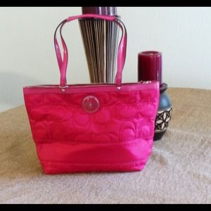 Authentic Coach Nylon Pomegranate Tote