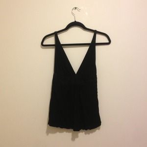 ⬇REDUCED⬇ Guess Black Lace Tank Top