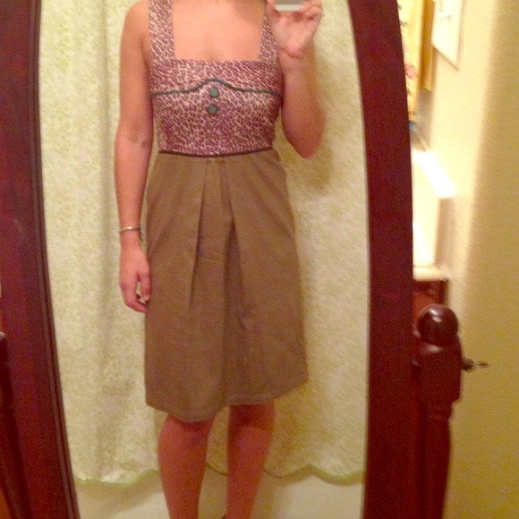 Classy,chic,jaw dropping dress! Perfect condition!