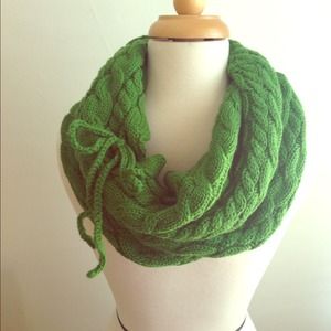 Kelly green infinity scarf