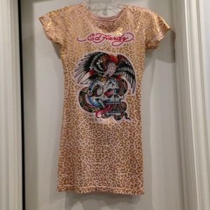 Ed Hardy T shirt