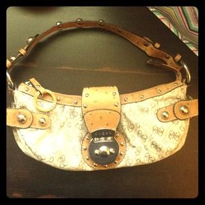 Small Guess handbag in great condition!