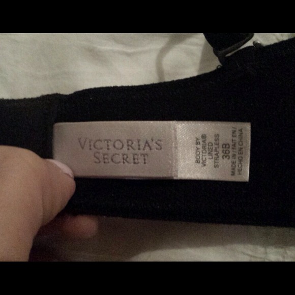 VS Body by Victoria. 36b. Black - Picture 4 of 4