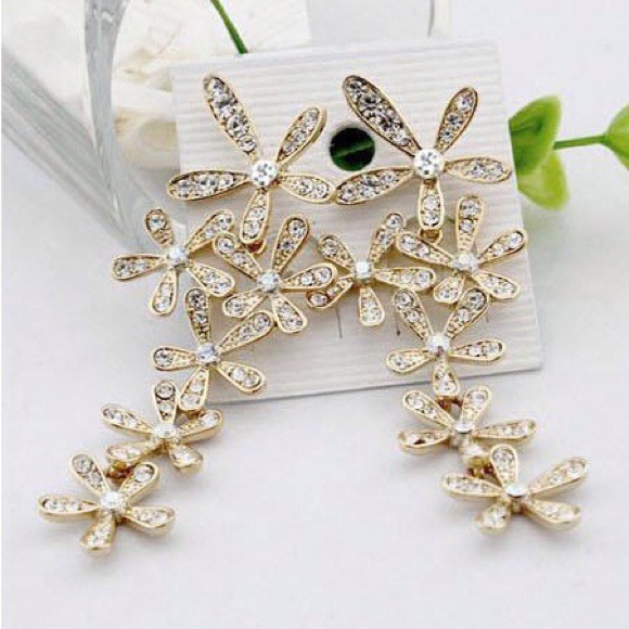 Flower earrings