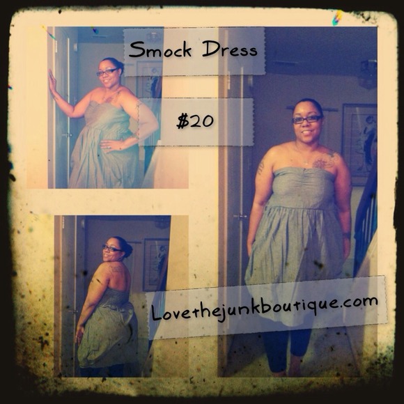 🎉Host Pick 10/26🎉 Chambray Smock Dress