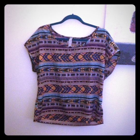 Tribal print top - Picture 1 of 3