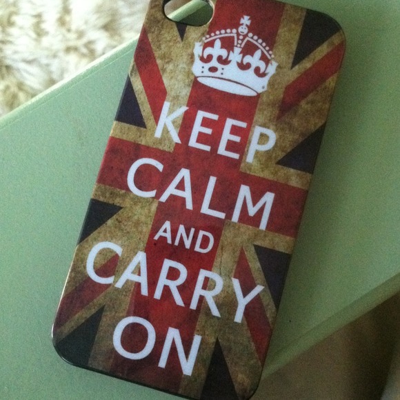 Keep Calm and Carry on iphone case