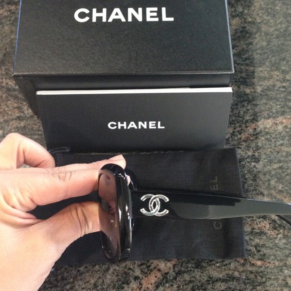 Bundled!!!Chanel sunglasses! 100% authentic! main image 4