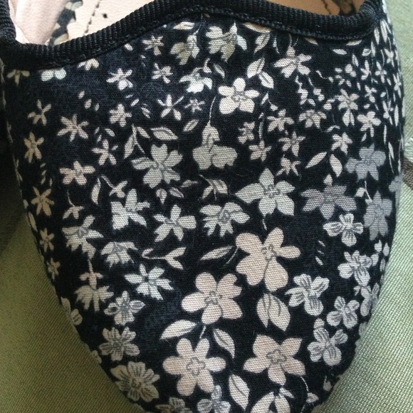 🚫BUNDLED🚫Floral UO loafer flats - Picture 4 of 5