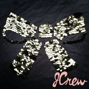 🚫BUNDLED🚫✨HOST PICK✨Crew Navy  Bow Sequin Tee