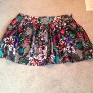 Candie's gray flower print circle skirt