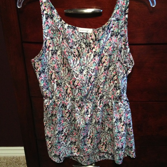 ❌SOLD❌Synched waist tank top - Picture 1 of 2