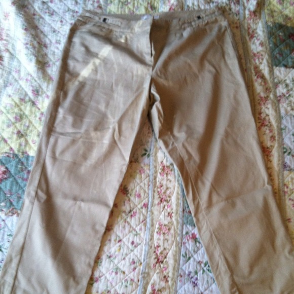Capris- never worn - Picture 1 of 1