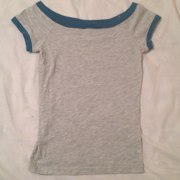 ❌SOLD❌Grey/Blue Tee - Picture 2 of 2
