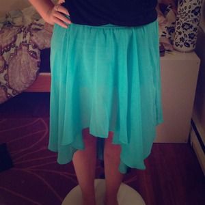 ❌SOLD❌ Forever 21 hi lo skirt in aqua