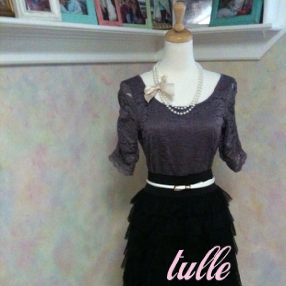 Dresses & Skirts - Back high waisted tulle skirt