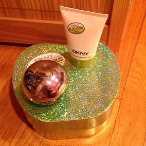 DKNY be delicious apple perfume