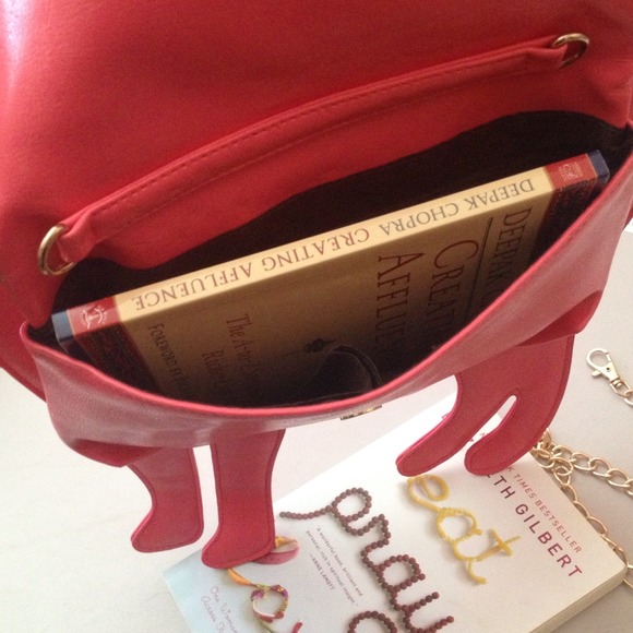 ๐ซSOLD IN BUNDLE๐ซ๐HP๐ Pink Cat Clutch Handbag - Picture 3 of 4