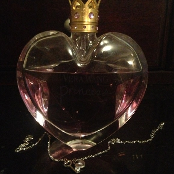 "VERA WANG Princess"