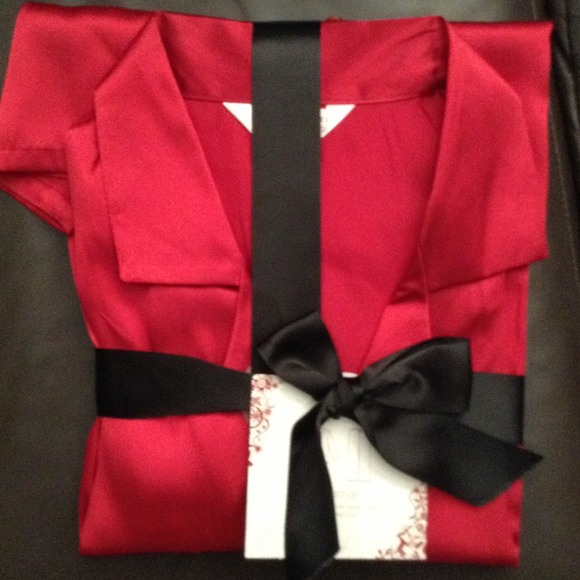 Nwt pajama set size small
