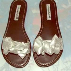 American Eagle Sandals Silver Bow Never Worn!