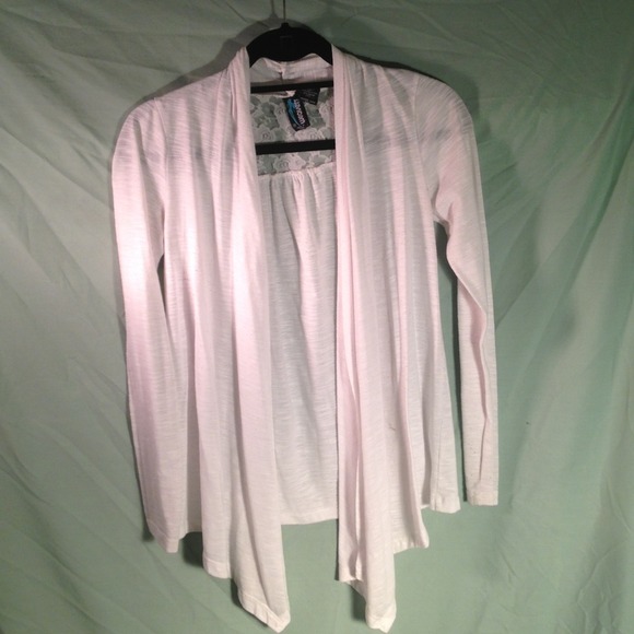 White waterfall top